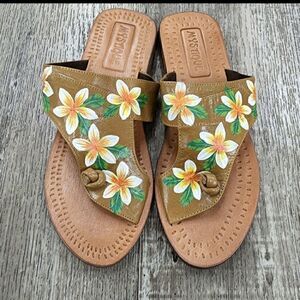 Mystique Hand Painted Leather Thong Sandals Size 6 NWT